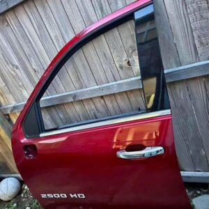FRONT PASSENGER DOOR GMC AND CHEVY